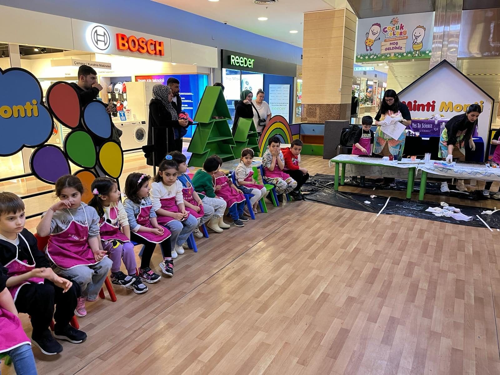 Profesyonel Yüz Boyama, 2. kare